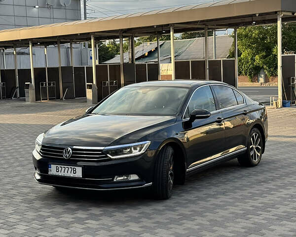 Фольксваген Пассат 2018 в Запорожье на Automoto.ua Черный Фольксваген Пассат, объемом двигателя 1.97 л и пробегом 217 тыс. км за 20600 $, фото 5 на Automoto.ua