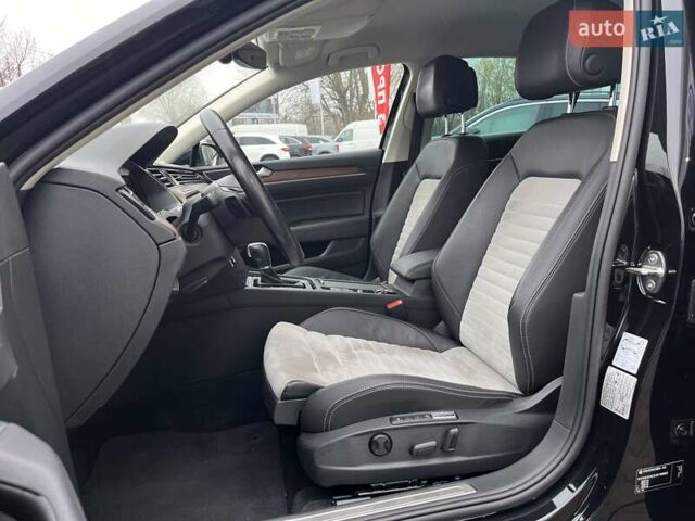 Чорний Фольксваген Пассат, об'ємом двигуна 1.8 л та пробігом 103 тис. км за 20999 $, фото 20 на Automoto.ua