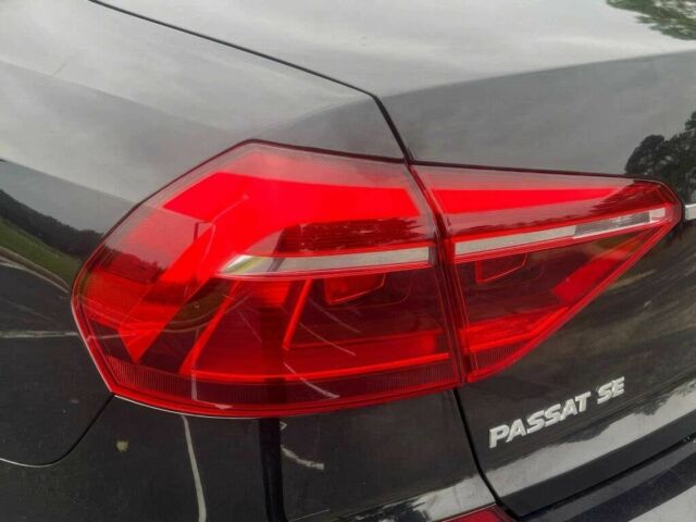 Чорний Фольксваген Пассат, об'ємом двигуна 2 л та пробігом 30 тис. км за 10300 $, фото 15 на Automoto.ua