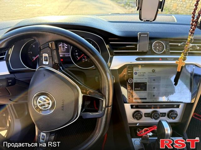 Черный Фольксваген Пассат, объемом двигателя 2 л и пробегом 225 тыс. км за 15500 $, фото 5 на Automoto.ua