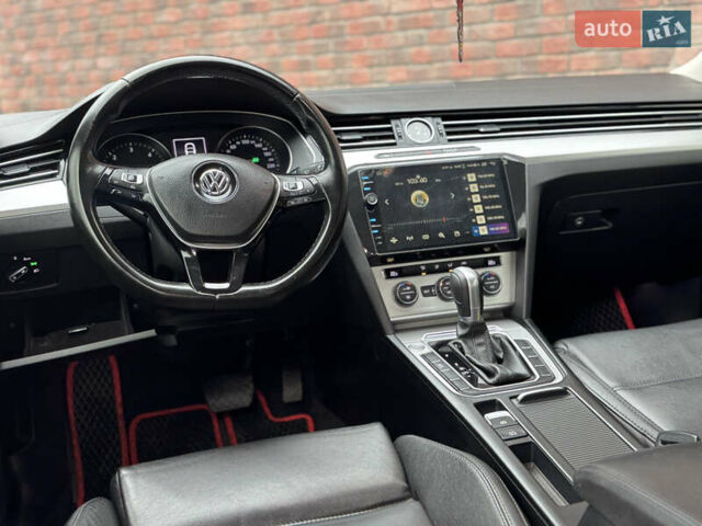 Черный Фольксваген Пассат, объемом двигателя 1.97 л и пробегом 225 тыс. км за 15950 $, фото 141 на Automoto.ua