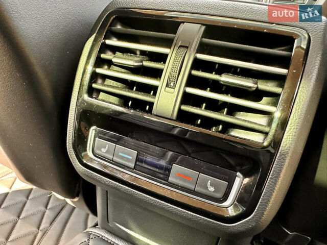 Черный Фольксваген Пассат, объемом двигателя 1.97 л и пробегом 142 тыс. км за 25500 $, фото 20 на Automoto.ua