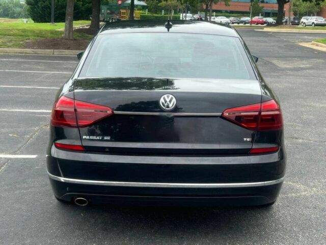 Чорний Фольксваген Пассат, об'ємом двигуна 2 л та пробігом 30 тис. км за 10300 $, фото 4 на Automoto.ua