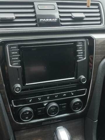 Чорний Фольксваген Пассат, об'ємом двигуна 2 л та пробігом 192 тис. км за 14400 $, фото 9 на Automoto.ua