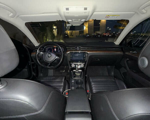 Чорний Фольксваген Пассат, об'ємом двигуна 1.8 л та пробігом 235 тис. км за 16500 $, фото 9 на Automoto.ua