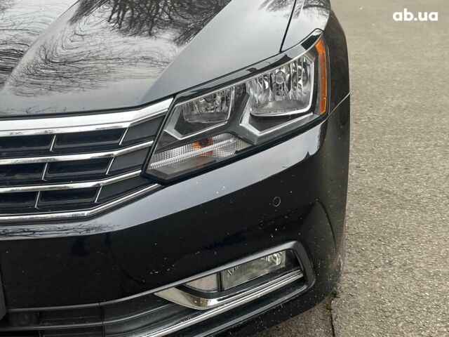 Чорний Фольксваген Пассат, об'ємом двигуна 2 л та пробігом 162 тис. км за 13790 $, фото 3 на Automoto.ua