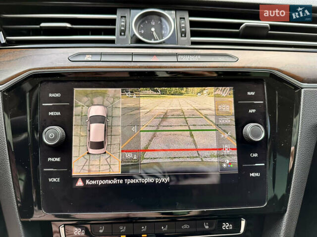 Черный Фольксваген Пассат, объемом двигателя 1.97 л и пробегом 142 тыс. км за 25500 $, фото 28 на Automoto.ua