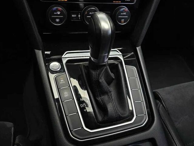 Черный Фольксваген Пассат, объемом двигателя 2 л и пробегом 107 тыс. км за 4200 $, фото 5 на Automoto.ua