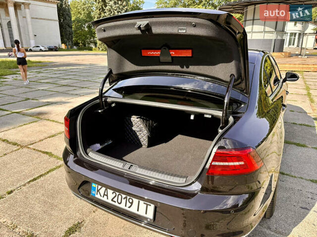 Черный Фольксваген Пассат, объемом двигателя 1.97 л и пробегом 142 тыс. км за 25500 $, фото 16 на Automoto.ua