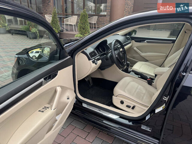 Черный Фольксваген Пассат, объемом двигателя 1.98 л и пробегом 25 тыс. км за 16399 $, фото 16 на Automoto.ua