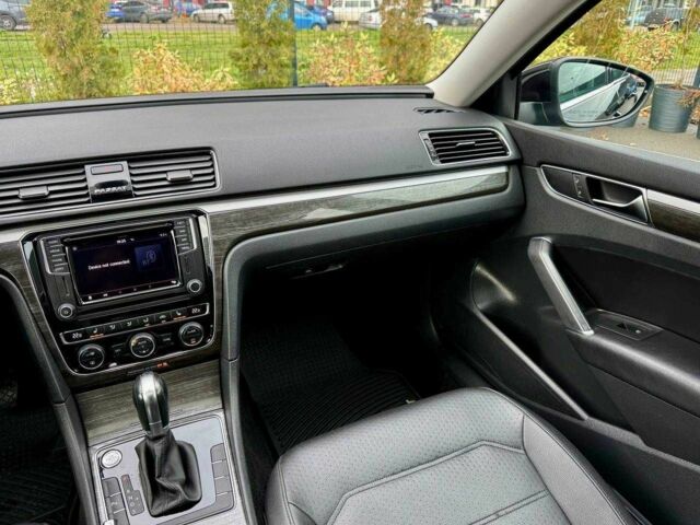 Чорний Фольксваген Пассат, об'ємом двигуна 2 л та пробігом 127 тис. км за 15500 $, фото 17 на Automoto.ua