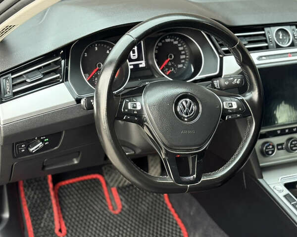 Фольксваген Пассат 2018 в Хмельницком на Automoto.ua Черный Фольксваген Пассат, объемом двигателя 1.97 л и пробегом 227 тыс. км за 16900 $, фото 95 на Automoto.ua