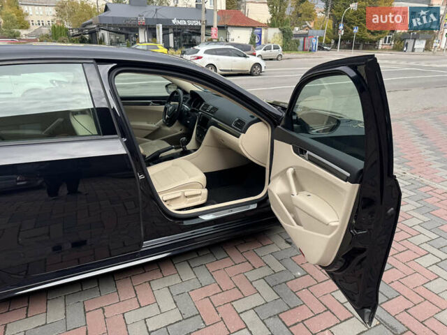 Черный Фольксваген Пассат, объемом двигателя 1.98 л и пробегом 25 тыс. км за 16399 $, фото 15 на Automoto.ua