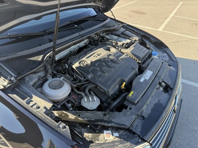 Черный Фольксваген Пассат, объемом двигателя 2 л и пробегом 219 тыс. км за 23100 $, фото 13 на Automoto.ua