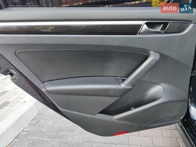 Черный Фольксваген Пассат, объемом двигателя 3.6 л и пробегом 90 тыс. км за 15500 $, фото 14 на Automoto.ua