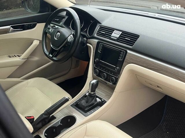 Чорний Фольксваген Пассат, об'ємом двигуна 2 л та пробігом 162 тис. км за 13790 $, фото 29 на Automoto.ua