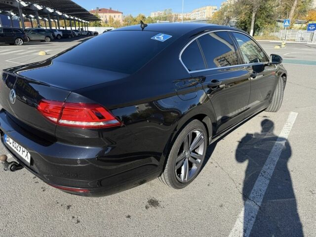 Черный Фольксваген Пассат, объемом двигателя 2 л и пробегом 219 тыс. км за 23100 $, фото 6 на Automoto.ua