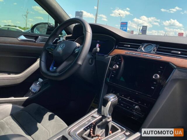 Чорний Фольксваген Пассат, об'ємом двигуна 1.8 л та пробігом 195 тис. км за 21000 $, фото 15 на Automoto.ua