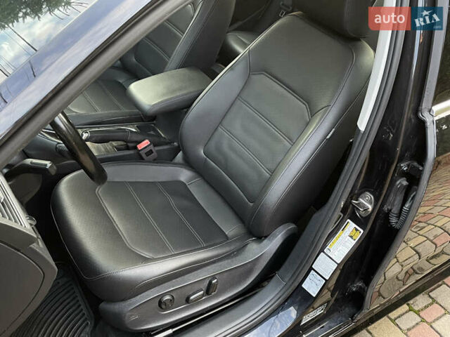 Чорний Фольксваген Пассат, об'ємом двигуна 2 л та пробігом 147 тис. км за 11900 $, фото 23 на Automoto.ua
