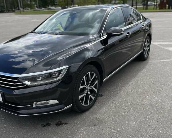 Черный Фольксваген Пассат, объемом двигателя 2 л и пробегом 176 тыс. км за 22300 $, фото 2 на Automoto.ua