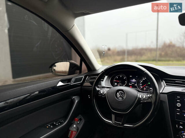 Черный Фольксваген Пассат, объемом двигателя 2 л и пробегом 196 тыс. км за 18800 $, фото 49 на Automoto.ua