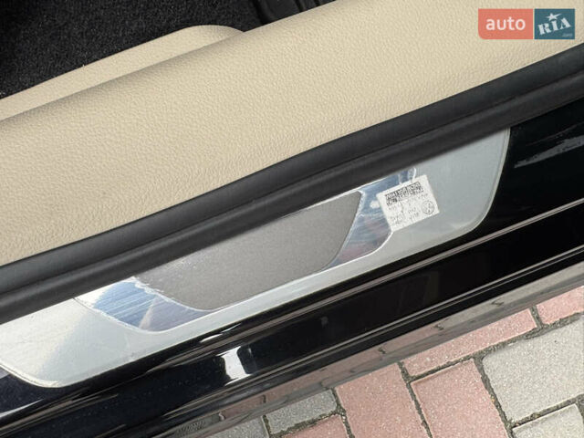 Черный Фольксваген Пассат, объемом двигателя 1.98 л и пробегом 25 тыс. км за 16399 $, фото 21 на Automoto.ua