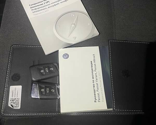 Чорний Фольксваген Пассат, об'ємом двигуна 1.8 л та пробігом 160 тис. км за 16000 $, фото 5 на Automoto.ua