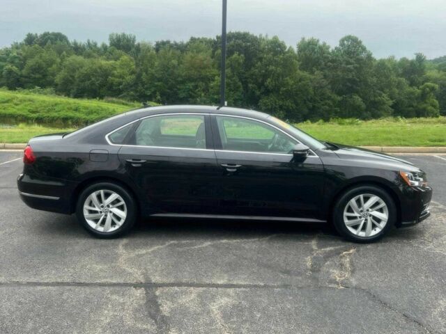 Чорний Фольксваген Пассат, об'ємом двигуна 2 л та пробігом 30 тис. км за 10300 $, фото 6 на Automoto.ua