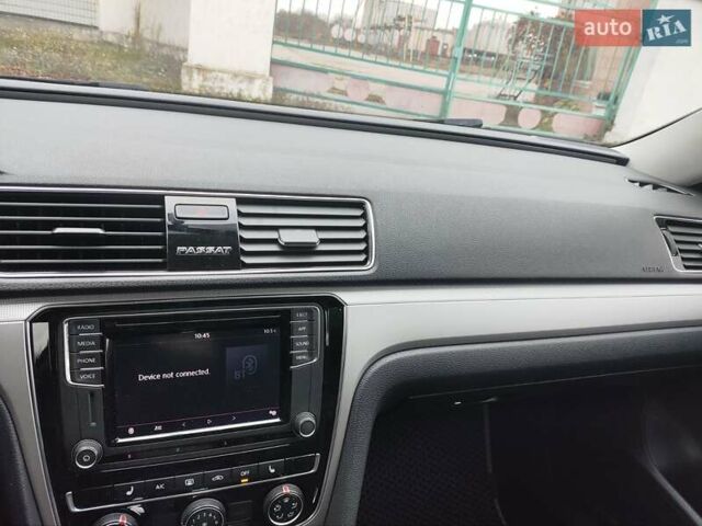 Черный Фольксваген Пассат, объемом двигателя 1.98 л и пробегом 162 тыс. км за 13700 $, фото 9 на Automoto.ua