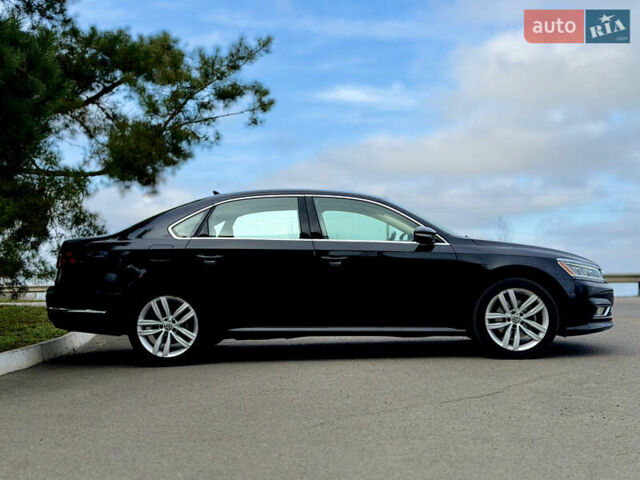 Чорний Фольксваген Пассат, об'ємом двигуна 2 л та пробігом 55 тис. км за 16200 $, фото 3 на Automoto.ua