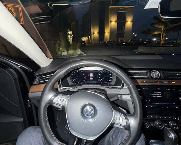 Чорний Фольксваген Пассат, об'ємом двигуна 1.8 л та пробігом 235 тис. км за 16500 $, фото 7 на Automoto.ua
