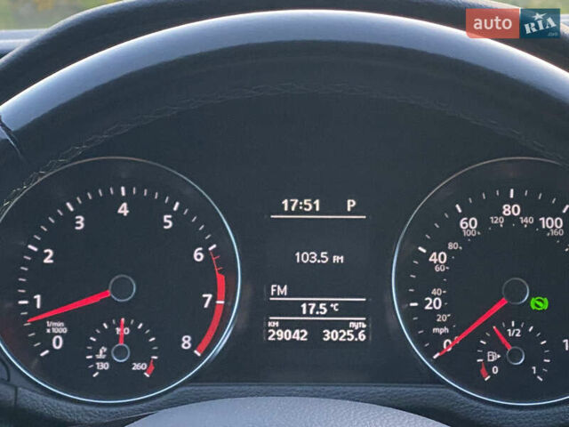 Черный Фольксваген Пассат, объемом двигателя 3.6 л и пробегом 29 тыс. км за 20000 $, фото 19 на Automoto.ua