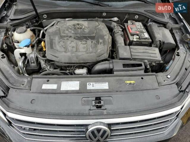 Черный Фольксваген Пассат, объемом двигателя 2 л и пробегом 135 тыс. км за 2300 $, фото 10 на Automoto.ua