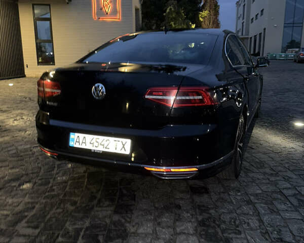 Чорний Фольксваген Пассат, об'ємом двигуна 1.8 л та пробігом 235 тис. км за 16500 $, фото 2 на Automoto.ua