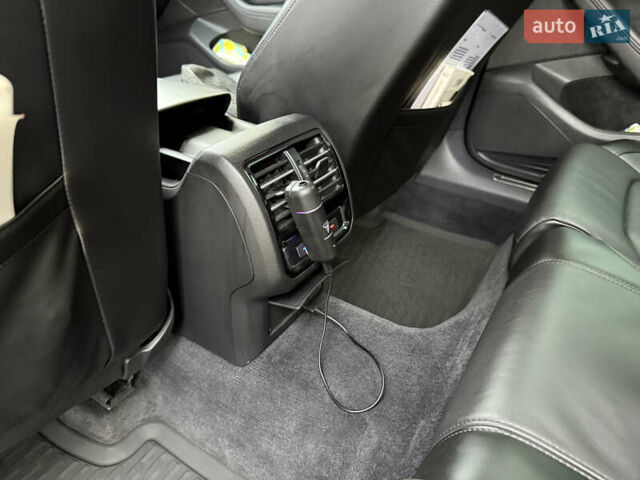 Чорний Фольксваген Пассат, об'ємом двигуна 1.97 л та пробігом 86 тис. км за 22500 $, фото 11 на Automoto.ua