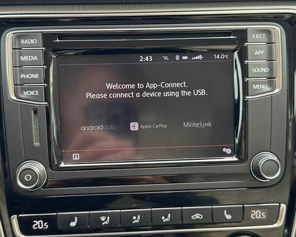 Черный Фольксваген Пассат, объемом двигателя 1.98 л и пробегом 25 тыс. км за 16399 $, фото 35 на Automoto.ua