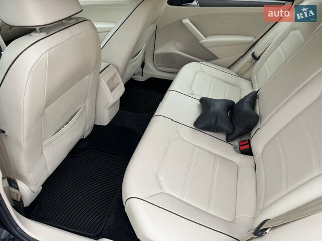 Черный Фольксваген Пассат, объемом двигателя 1.98 л и пробегом 25 тыс. км за 16399 $, фото 31 на Automoto.ua