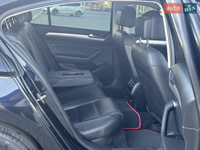 Черный Фольксваген Пассат, объемом двигателя 1.97 л и пробегом 225 тыс. км за 15950 $, фото 38 на Automoto.ua