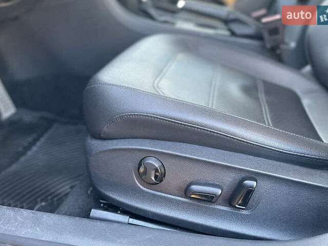 Черный Фольксваген Пассат, объемом двигателя 2 л и пробегом 96 тыс. км за 13400 $, фото 9 на Automoto.ua