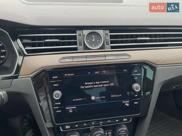 Черный Фольксваген Пассат, объемом двигателя 1.97 л и пробегом 239 тыс. км за 24000 $, фото 17 на Automoto.ua