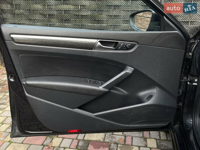Чорний Фольксваген Пассат, об'ємом двигуна 2 л та пробігом 147 тис. км за 11900 $, фото 41 на Automoto.ua
