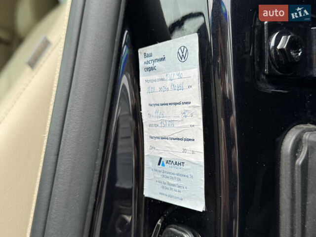 Чорний Фольксваген Пассат, об'ємом двигуна 2 л та пробігом 145 тис. км за 17200 $, фото 18 на Automoto.ua