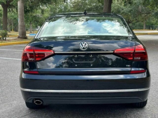 Черный Фольксваген Пассат, объемом двигателя 2 л и пробегом 88 тыс. км за 9800 $, фото 5 на Automoto.ua