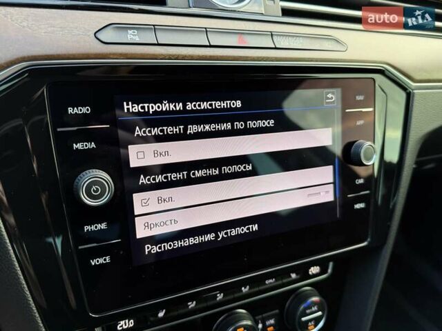 Чорний Фольксваген Пассат, об'ємом двигуна 1.97 л та пробігом 144 тис. км за 24800 $, фото 63 на Automoto.ua