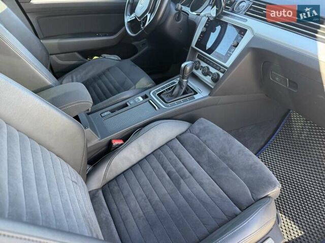 Чорний Фольксваген Пассат, об'ємом двигуна 1.97 л та пробігом 219 тис. км за 23100 $, фото 9 на Automoto.ua