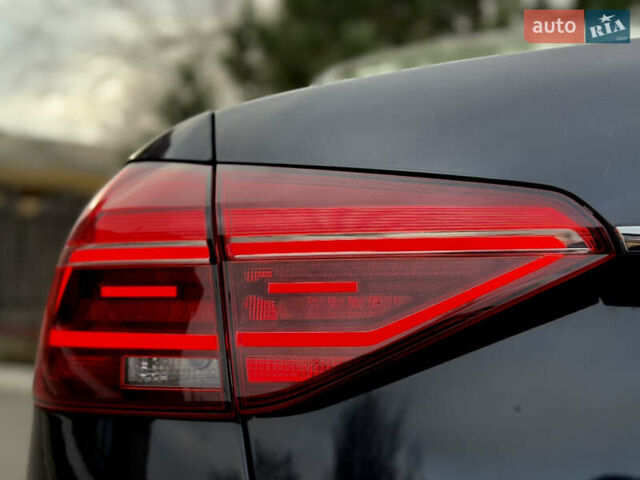 Чорний Фольксваген Пассат, об'ємом двигуна 2 л та пробігом 55 тис. км за 16200 $, фото 8 на Automoto.ua