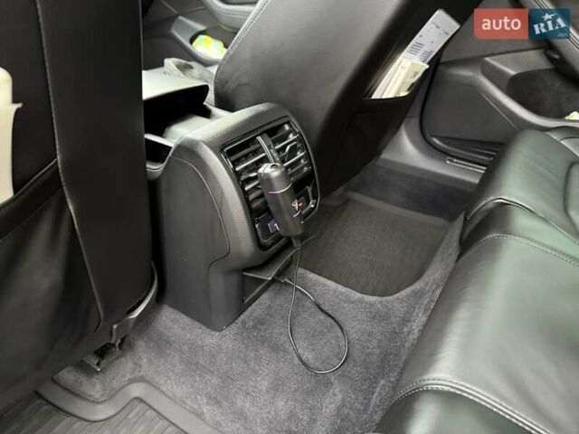 Черный Фольксваген Пассат, объемом двигателя 1.97 л и пробегом 86 тыс. км за 25000 $, фото 5 на Automoto.ua