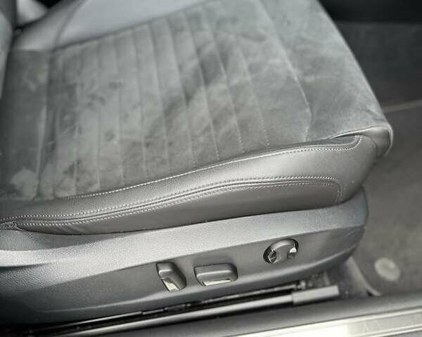 Черный Фольксваген Пассат, объемом двигателя 2 л и пробегом 176 тыс. км за 22300 $, фото 48 на Automoto.ua