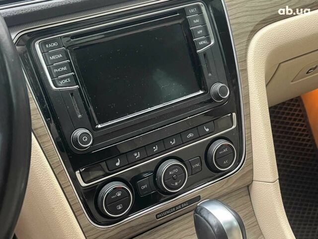 Чорний Фольксваген Пассат, об'ємом двигуна 2 л та пробігом 162 тис. км за 13790 $, фото 20 на Automoto.ua