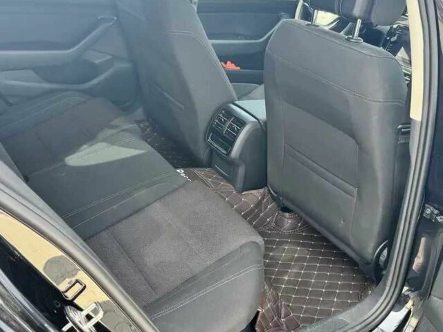 Фольксваген Пассат 2019 в Львове на Automoto.ua Черный Фольксваген Пассат, объемом двигателя 2 л и пробегом 129 тыс. км за 26800 $, фото 8 на Automoto.ua